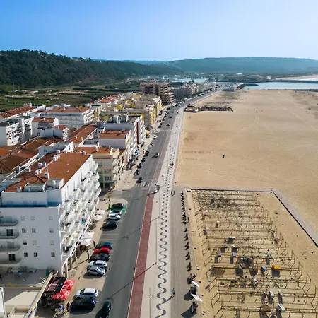 T2 Dina's Place 公寓