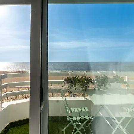 T2 Dina's Place 公寓 *